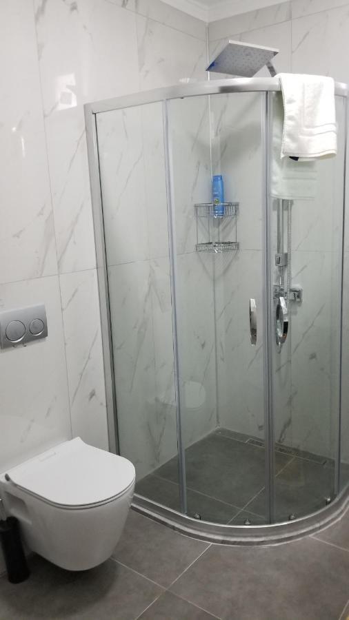 Appartement Huge Evleri 1 *